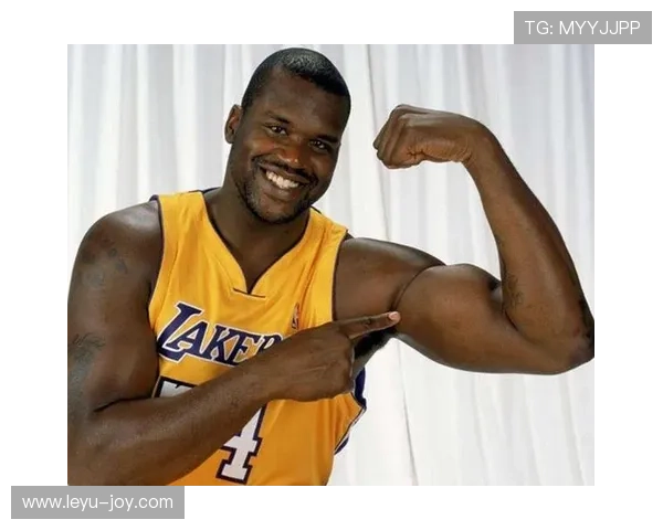 张伯伦篮下强攻拉开得分差距 超越现役内线效率水平