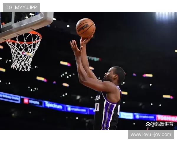 怀特在挡拆突破中提升得分效率，显著拉开与德罗赞差距